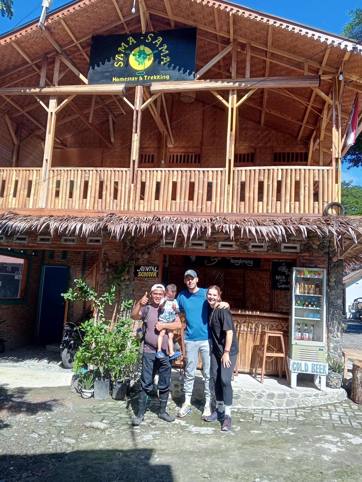 Sama Sama Homestay & Trekking Only Stay Here Book Trekking And Transport With Us Bukit Lawang Exterior foto